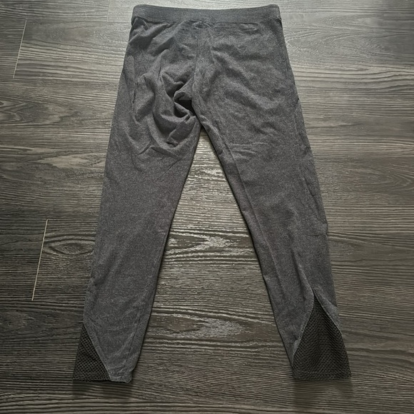 🍍PINK YOGA LEGGINGS🍍sz large🍍@10 - Picture 4 of 4